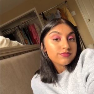 Meet your Posher, Leah